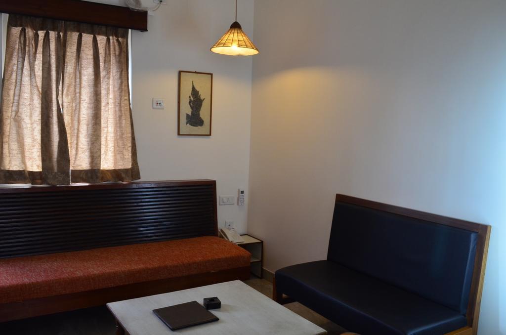 The Boulevard Hotel Jamshedpur Room photo